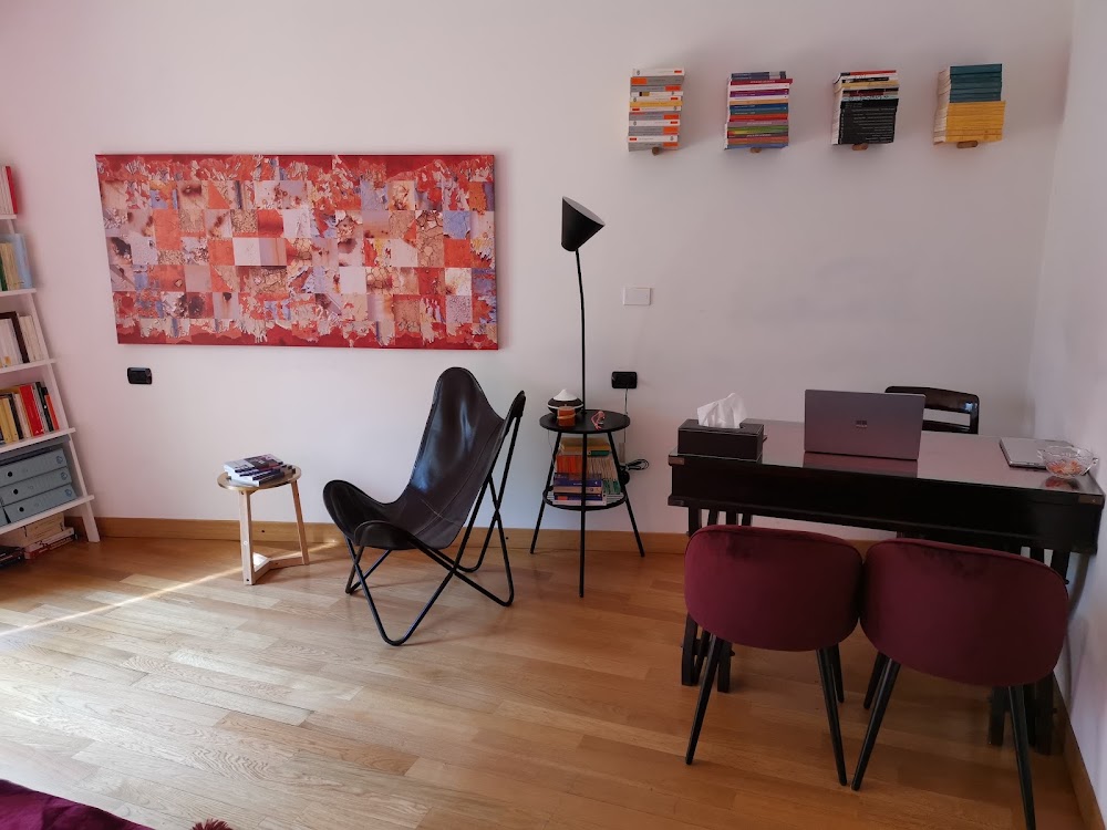 Dr. Giuseppe Salzillo - Psicologo, psicoterapeuta, psicoanalista - Zona Navigli
